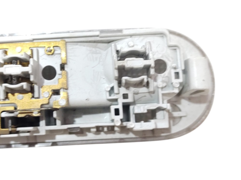 Luz Interna Teto Lanterna Cortesia Logan Sandero 2015 A 2019 5