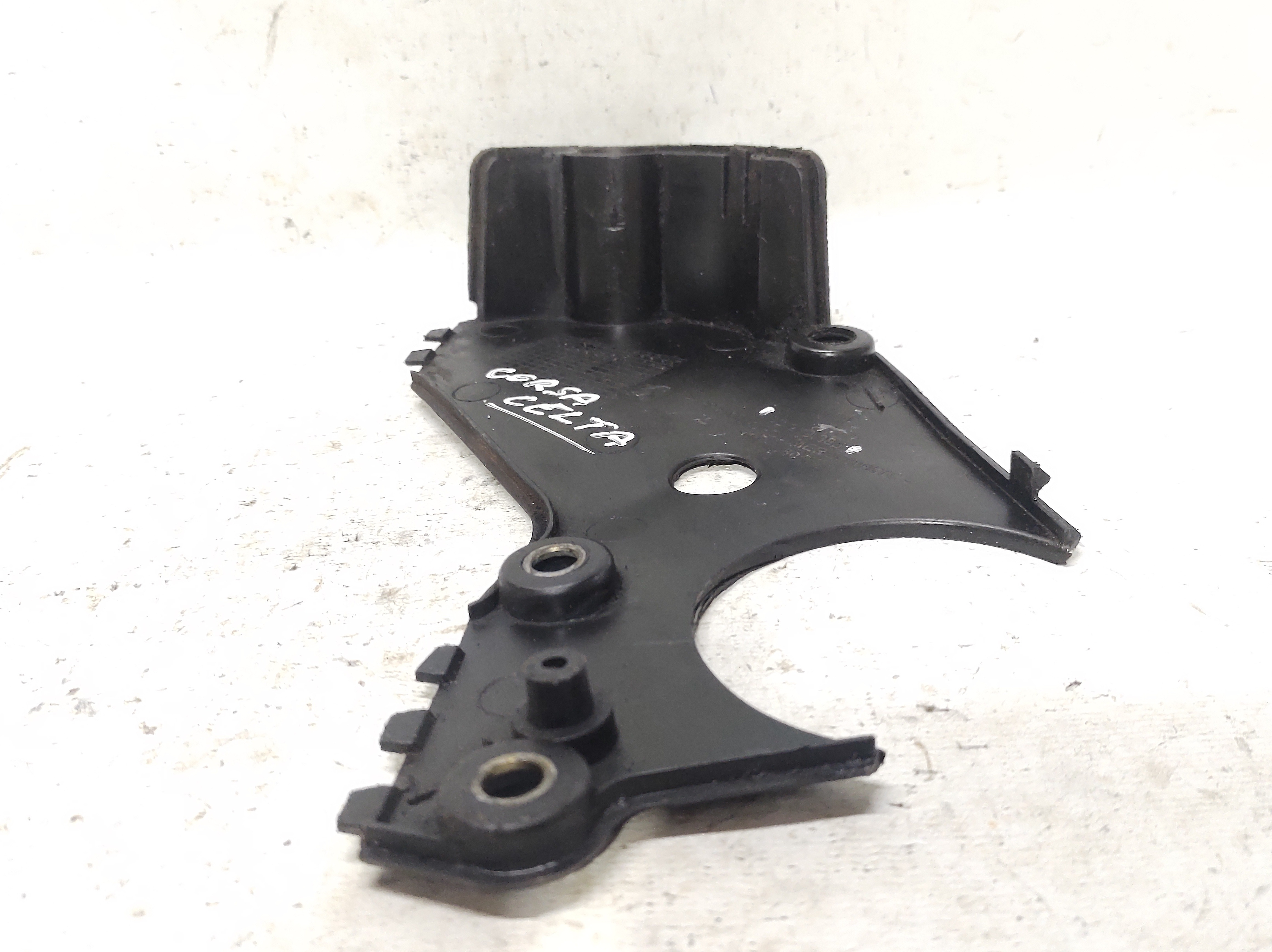 Capa Inferior Correia Dentada Corsa Celta 96 A 16 93279385 4