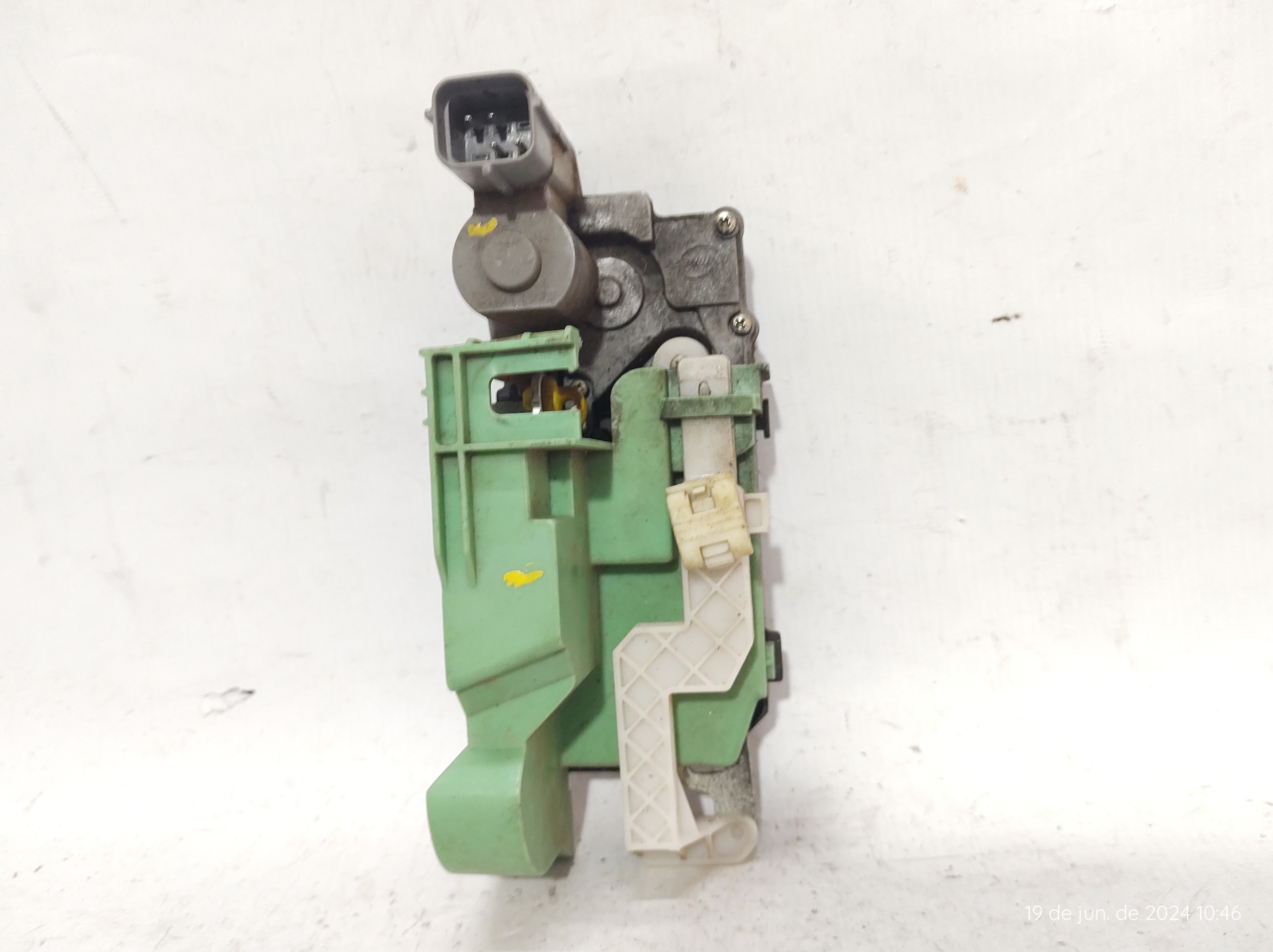 Fechadura Elet Traseira Direita Punto Linea 9 A 16 3