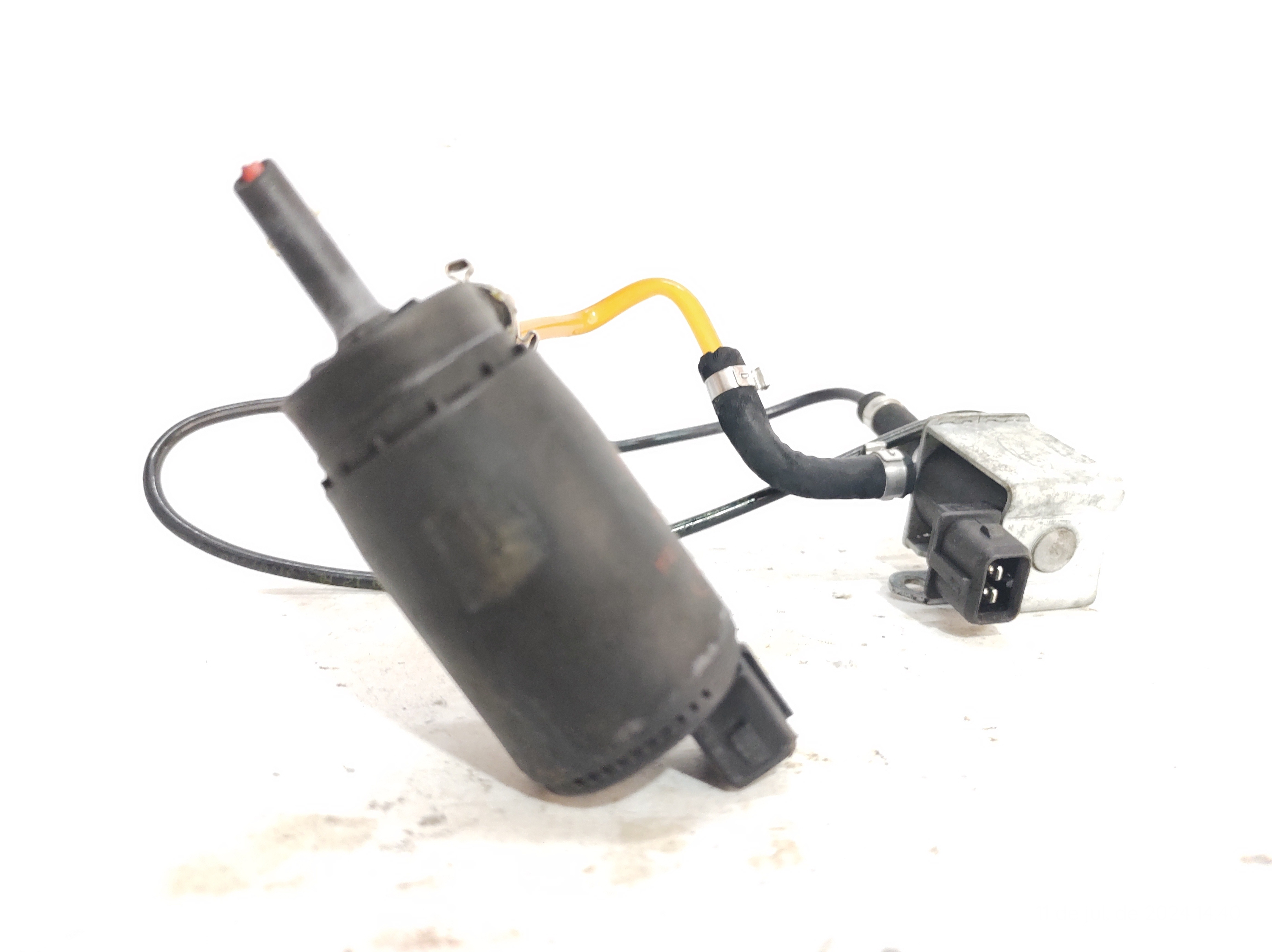 Válvula Solenóide Bomba Partida Frio Ka 1.0 8/13 Be859m587aa 7