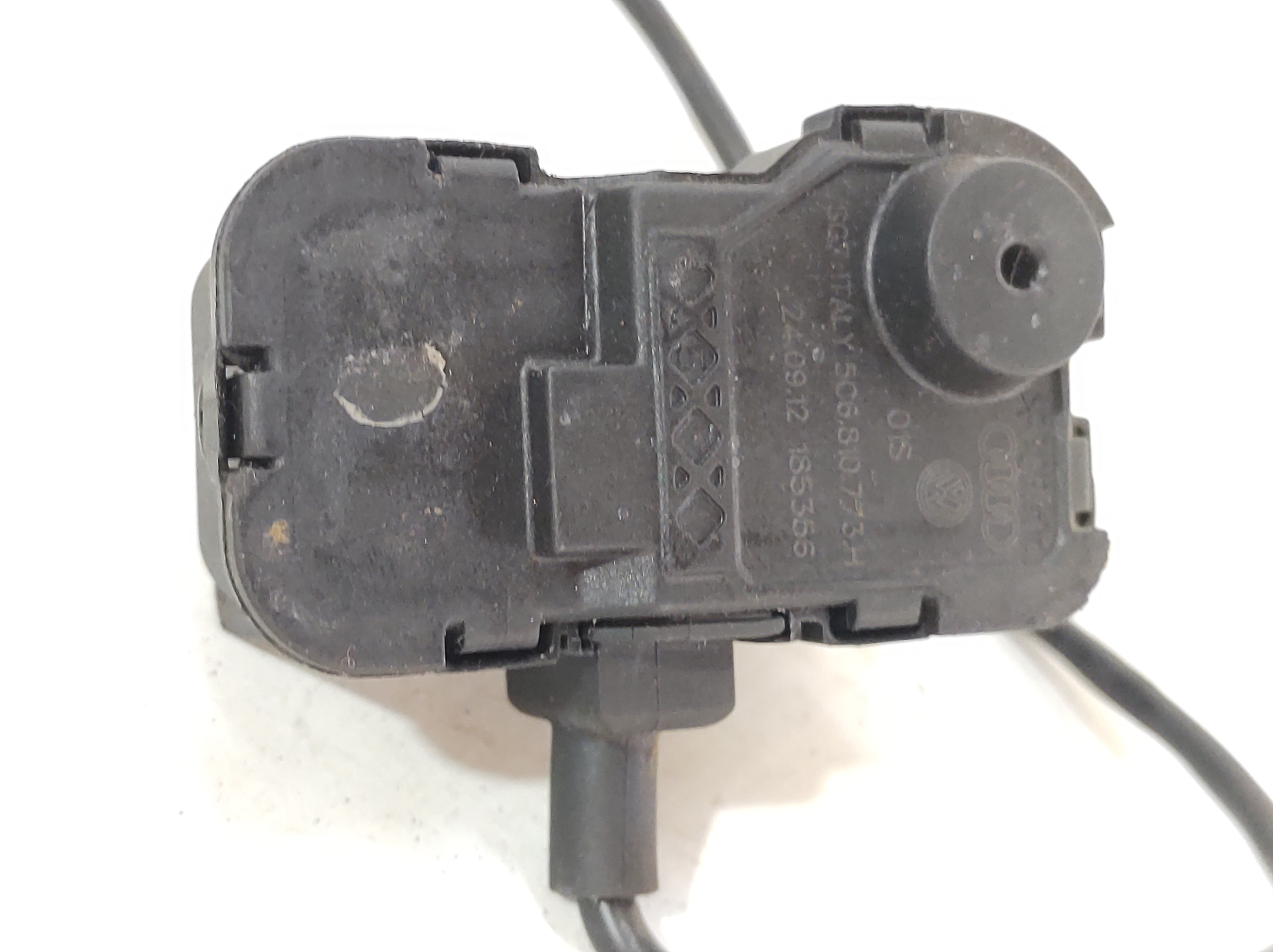 Trava Portinhola Combustível Jetta 11 A 15 5c6810773 Preto 2015 8