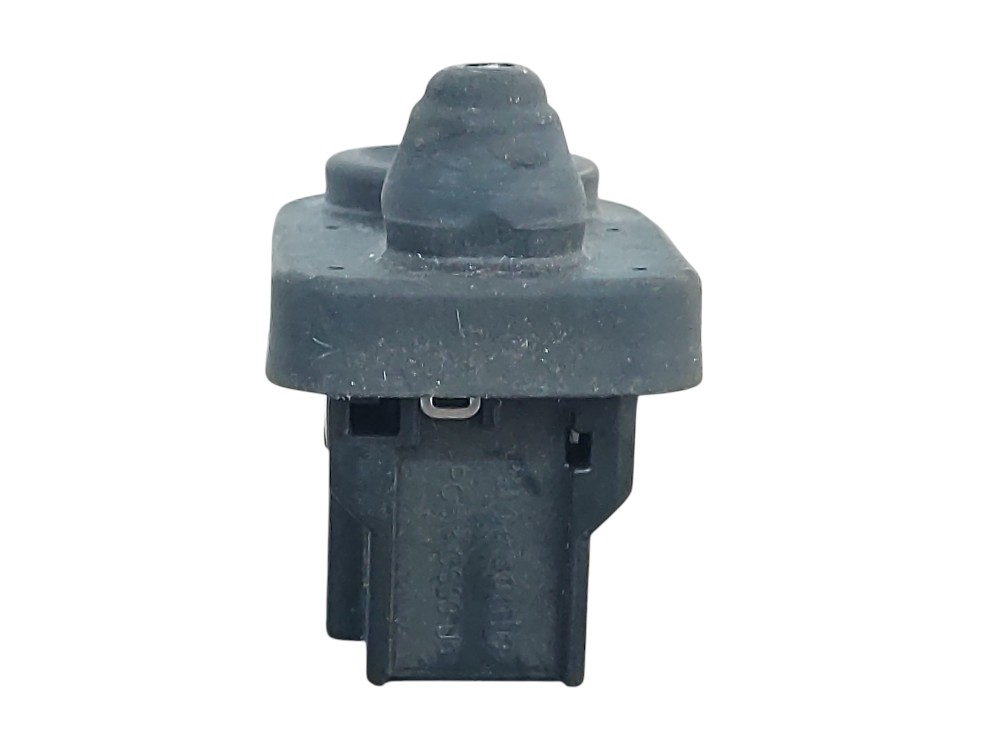Interruptor Luz Porta Nissan March Versa 2011 A 2015 7