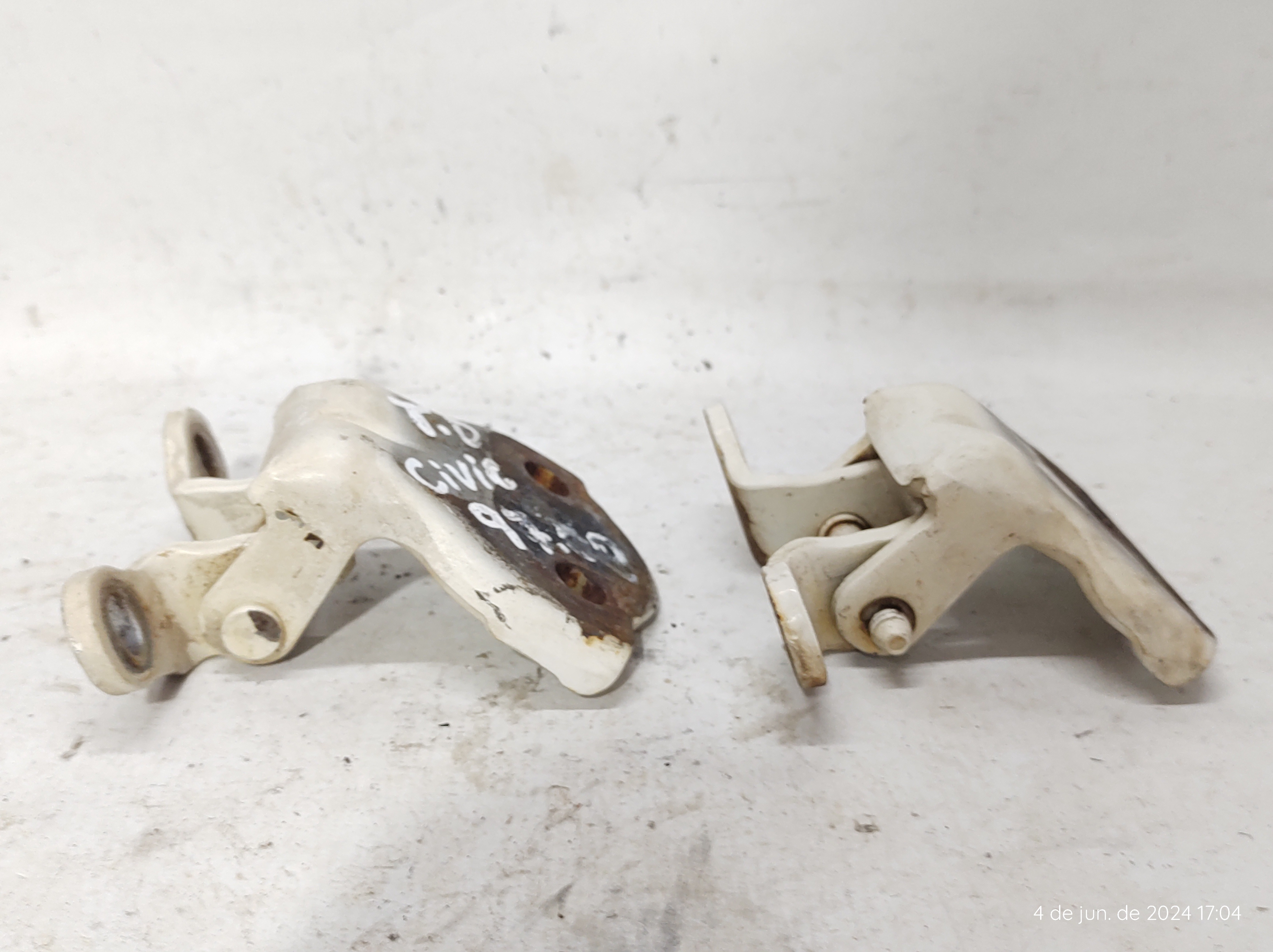 Par Dobradiça Traseira Direita Civic 97 A 99 4