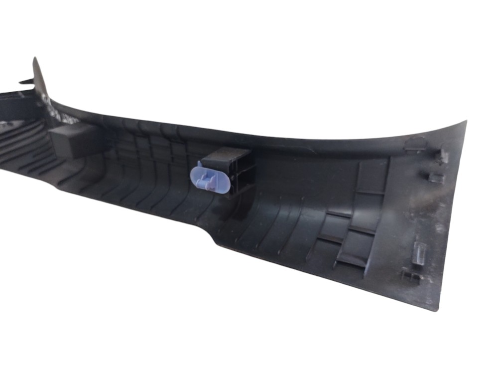 Soleira Porta Traseiro Direito  Gm Cobalt 2016 A 2020 Preto 7