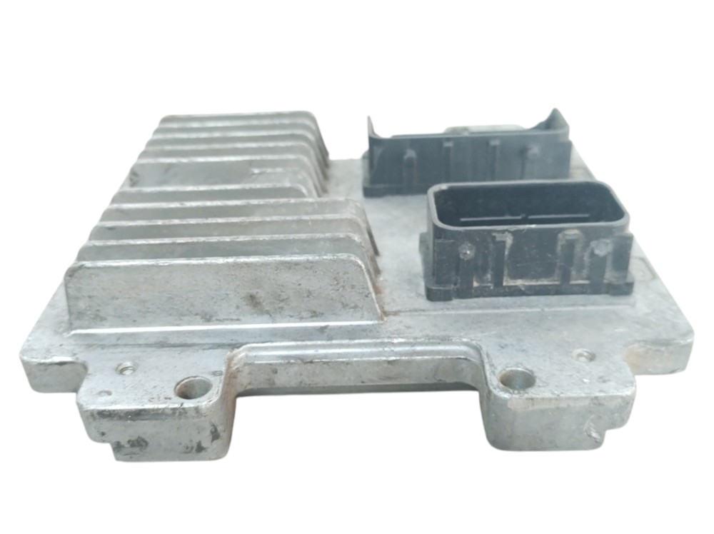 Módulo injeção eletrônica spin 1.8 2015 12657461 c avaria 6