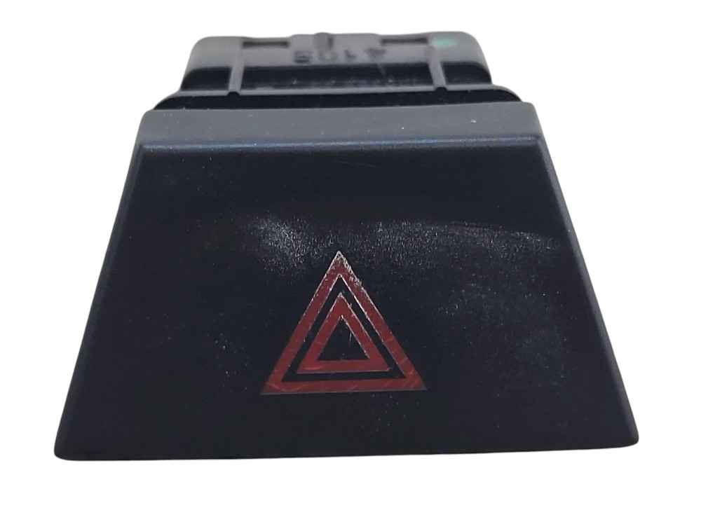 Botão Interruptor Pisca Alerta Agile Montana 2010 A 2019 Preto 7