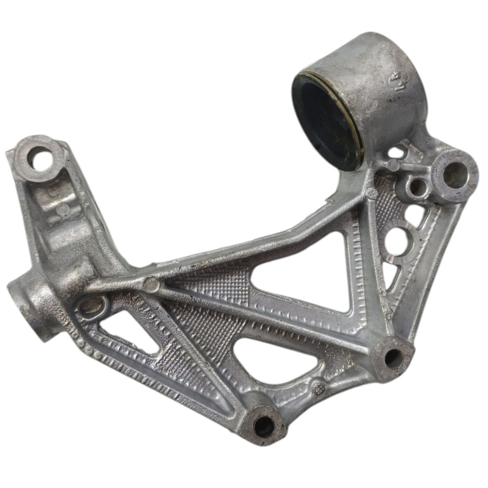 Suporte bandeja dianteira esquerda VW Polo fox 2007 2008 09 3