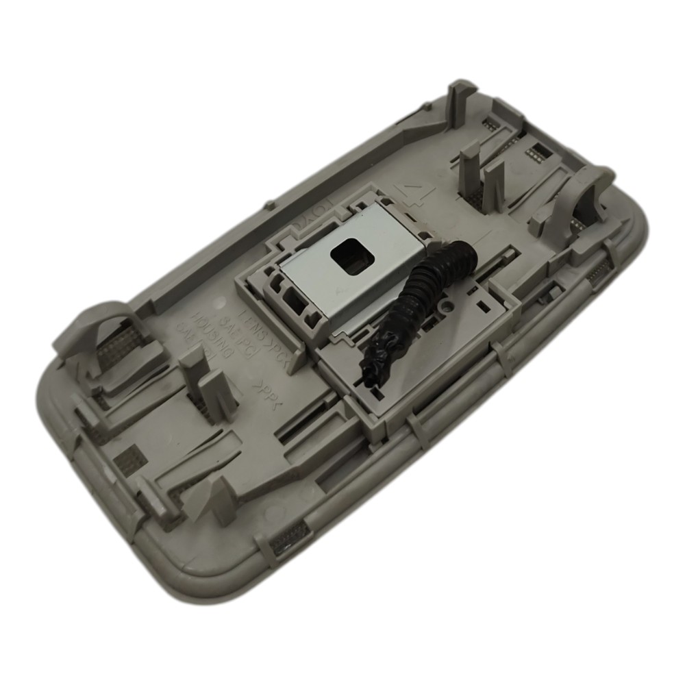 Luz Teto Cortesia Traseira Toyota Rav4 2013 2014 2015 2016 2