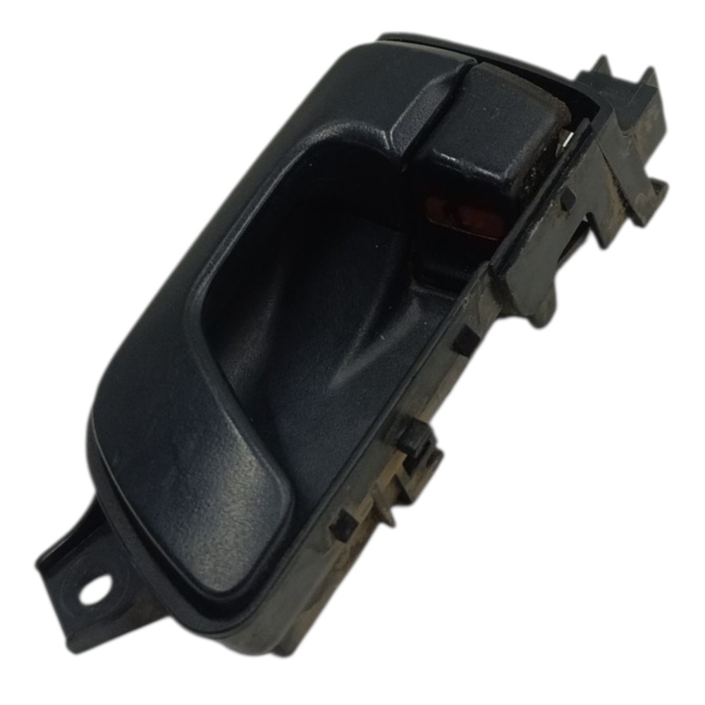 Maçaneta interna lado esquerdo Mitsubishi Pajero TR4 2005 06 2