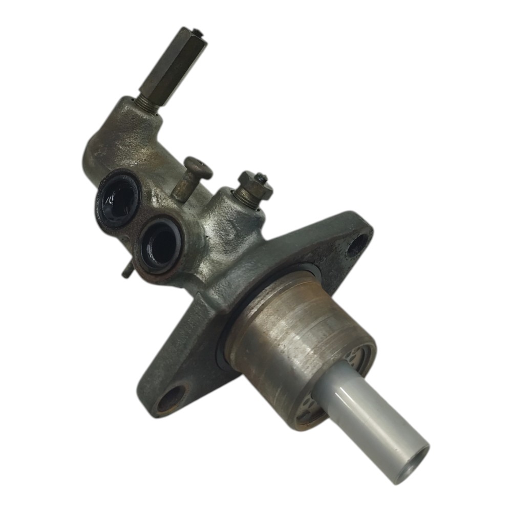 Cilindro mestre freio Ford EcoSport 2.0 2007 2006 2005 2004