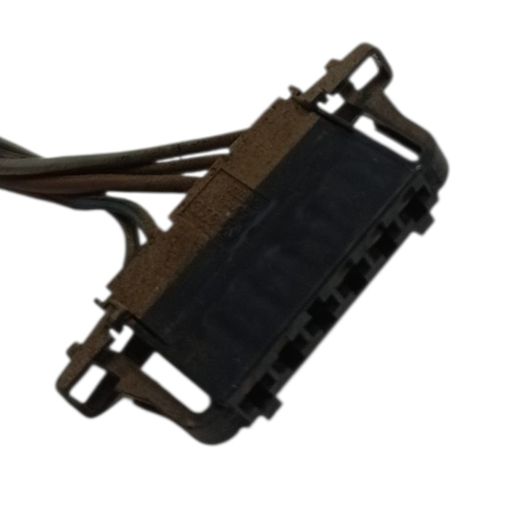 Plug Conector Lanterna Direita Vw Fox 2009 2008 2007 2006 05 2