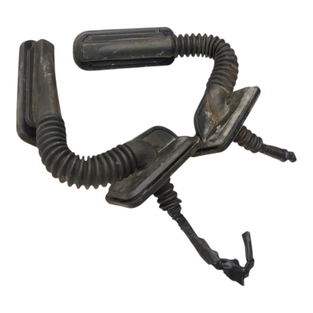 Par Coifa Passa Fio Porta Traseira Vw Tiguan 2011 2012 2013 4