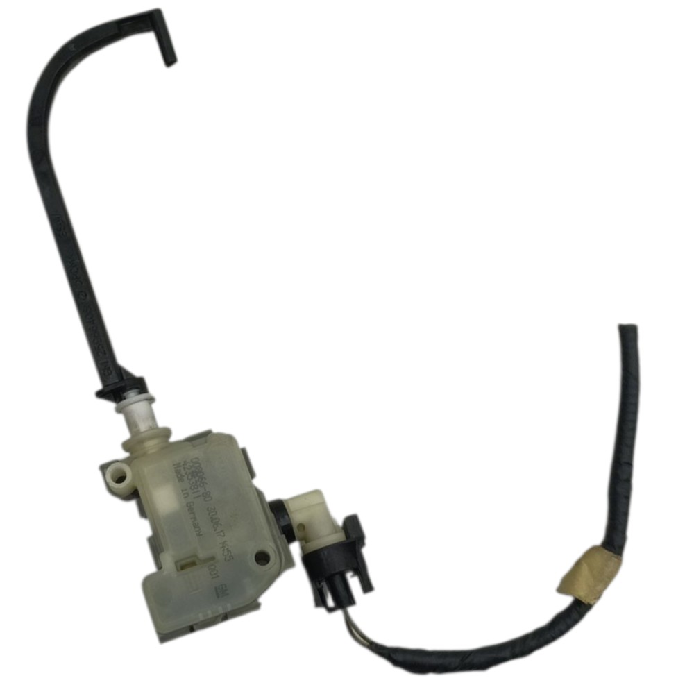 Motor trava portinhola tanque GM Tracker 2016 2017 2018 2019 4
