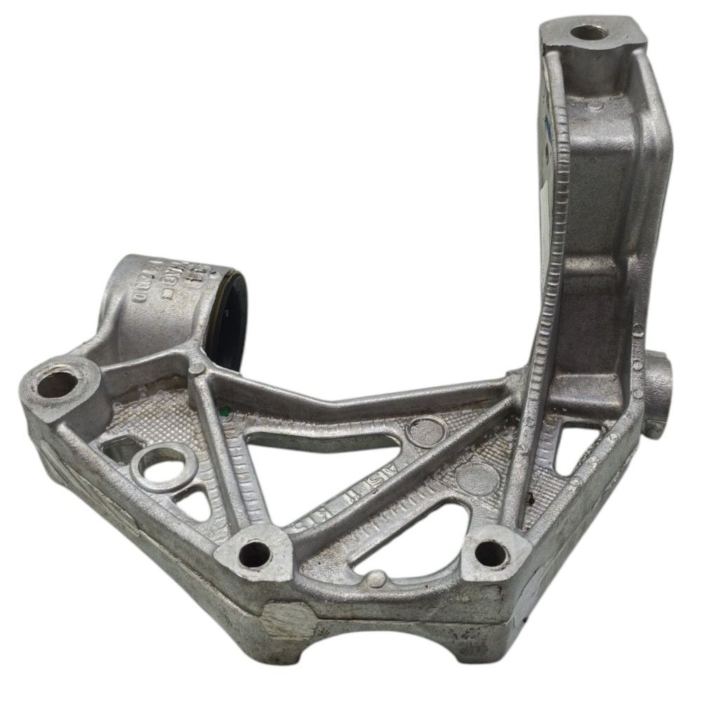 Suporte bandeja dianteira esquerda VW Polo fox 2007 2008 09 4