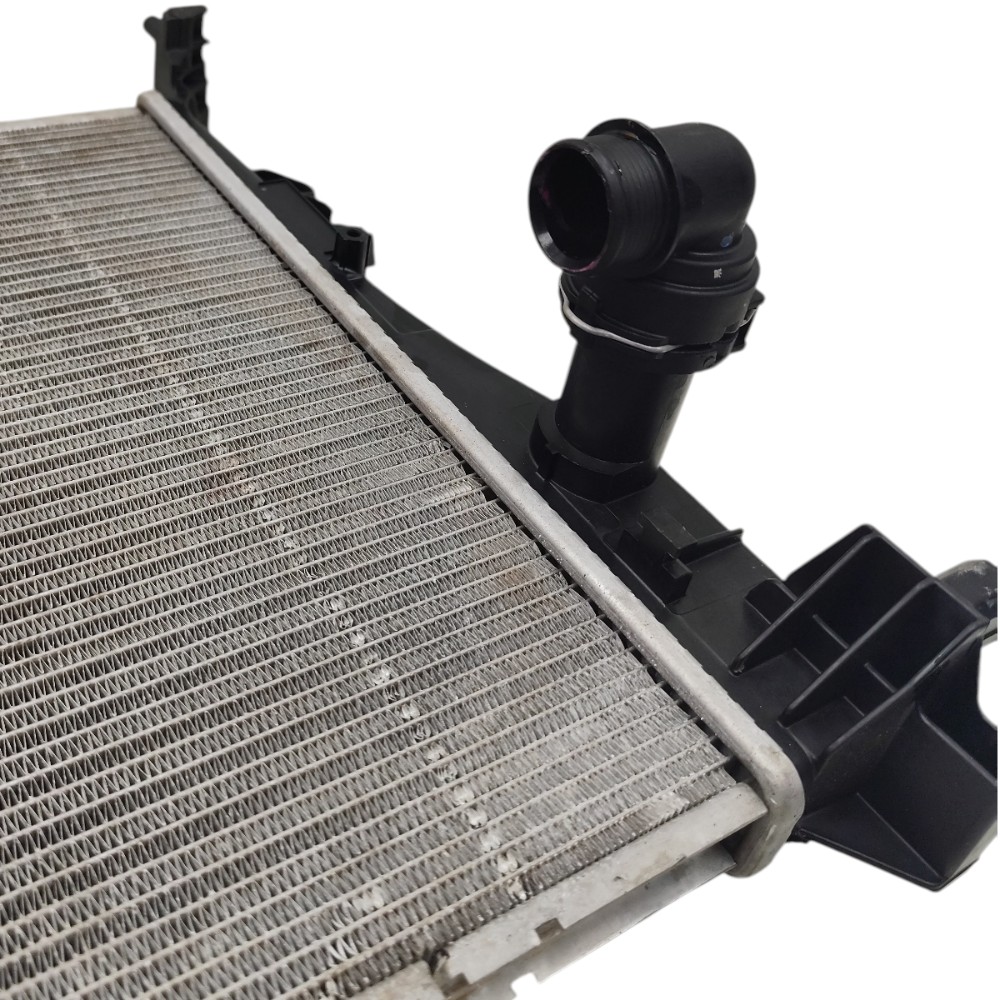 Radiador água Fiat toro 2.0 diesel 2025 2024 pequeno detalhe 2