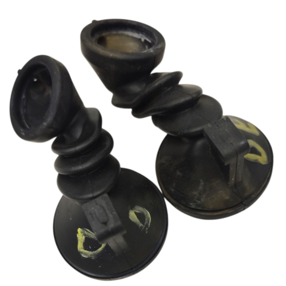 Par coifa chicote porta dianteira Fiat Idea 2012 2013 2014 2