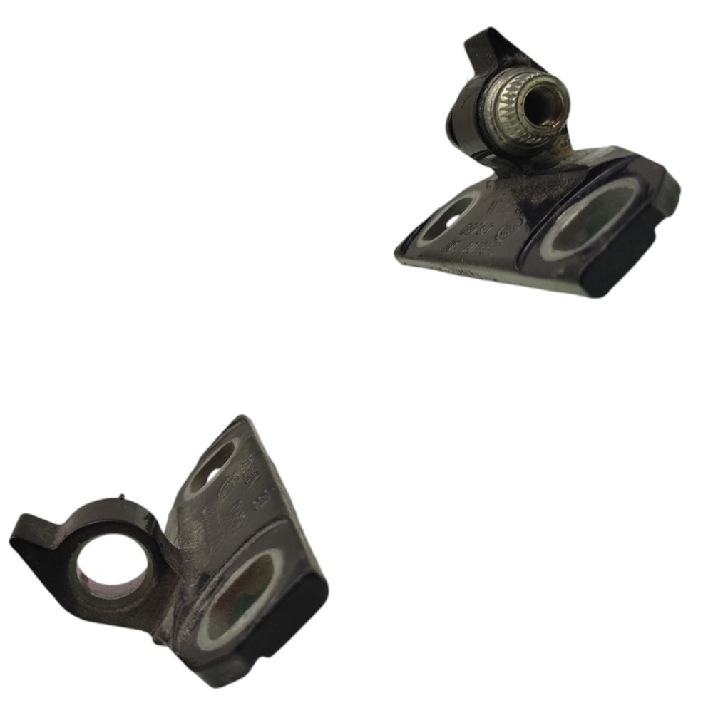 Dobradiça Porta Dianteira Direita Volvo Xc60 2014 2015 2017 2