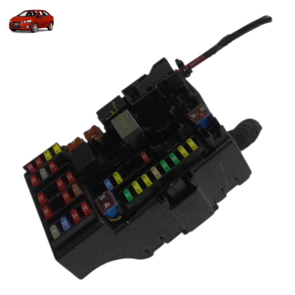 Caixa fusivel menor gm sonic 1.6 16v automático 2013 2014