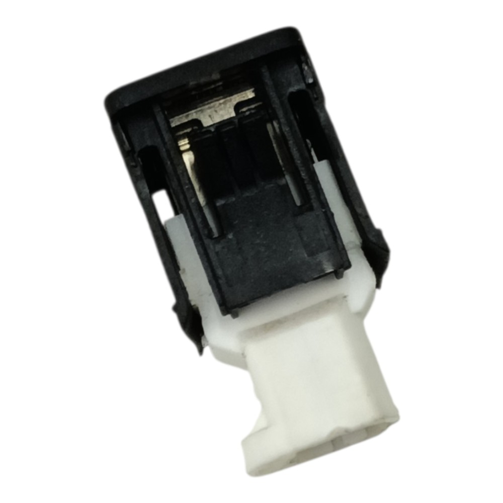 Entrada USB console BMW 320i 2020 2021 2022 2023 2024 2025 3