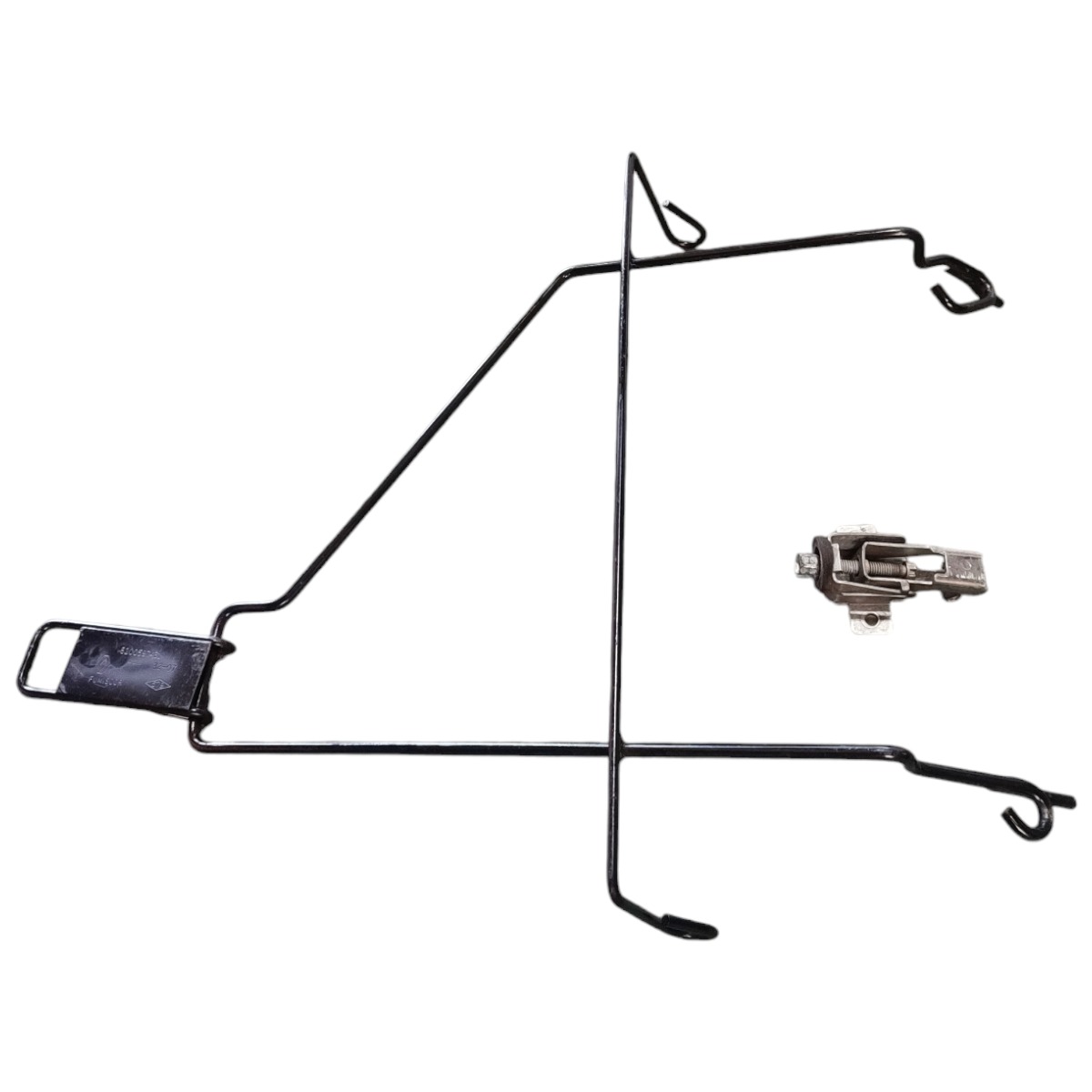 Suporte Fixação Estepe Renault Sandero 2008 2009 2010 2011 3