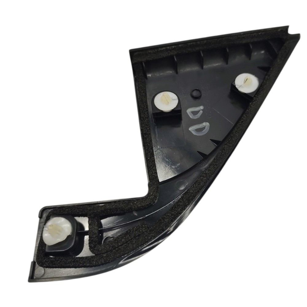Acabamento interno retrovisor direito Nissan kicks 2020 2019 3