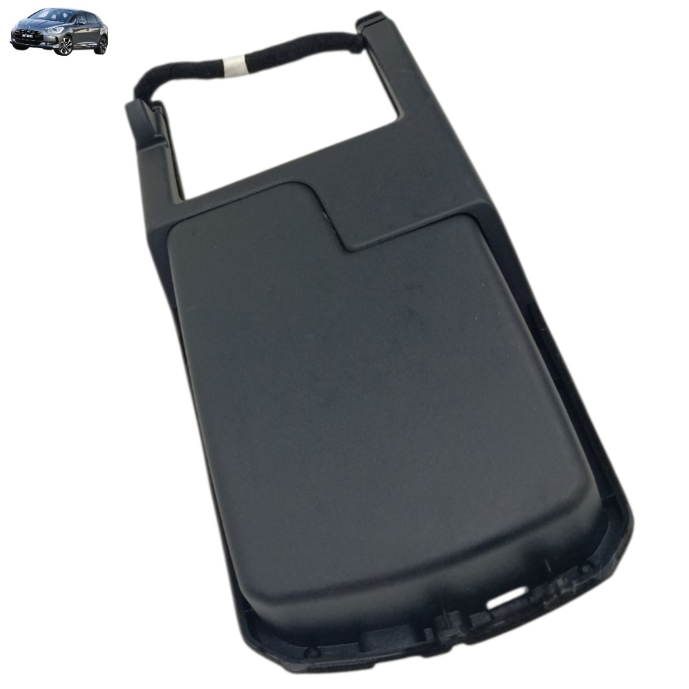 Tomada entrada auxiliar USB console Citroen DS5 2013 2014 15
