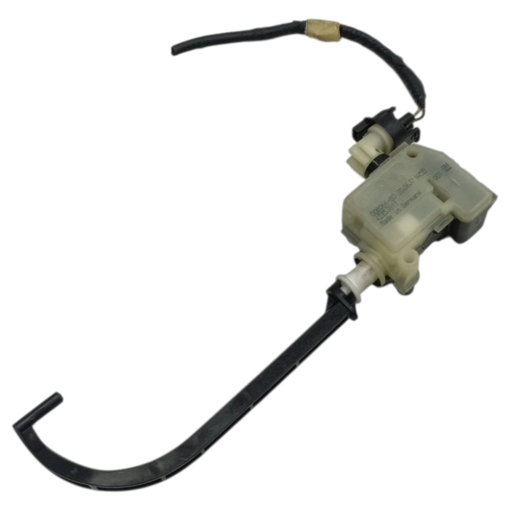 Motor trava portinhola tanque GM Tracker 2016 2017 2018 2019 3