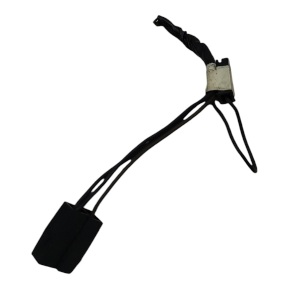 Plug Conector Auxiliar Porta Objeto Gm Celta Vhc 2005 2004 2