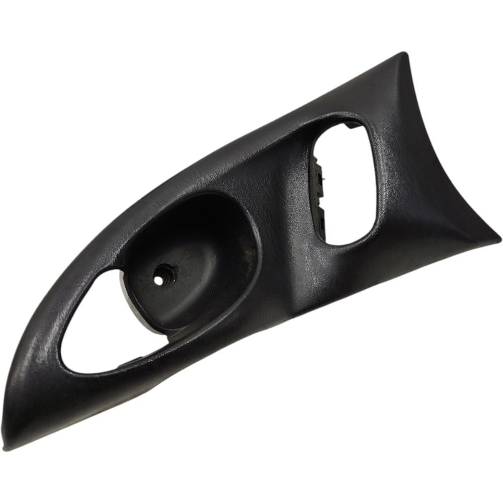 Moldura maçaneta interna dianteira esquerda Ford Focus 2005 3