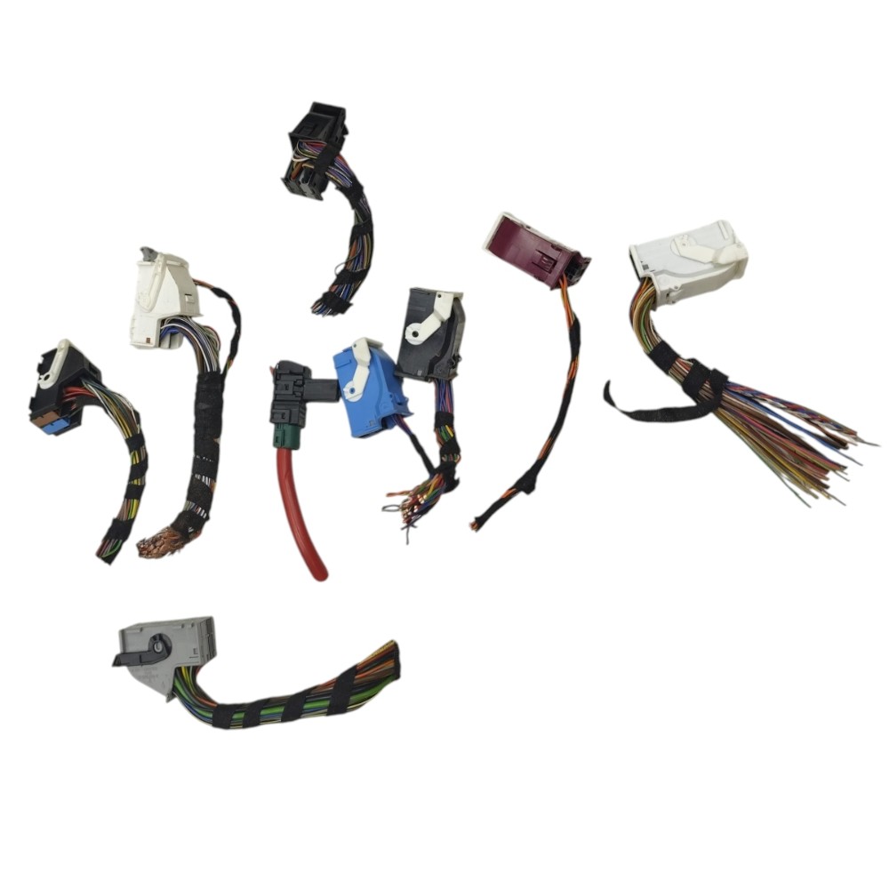 Jogo Plug Conector Caixa Fusivel Bmw X2 2.0 Sdrive 2018 2019 3