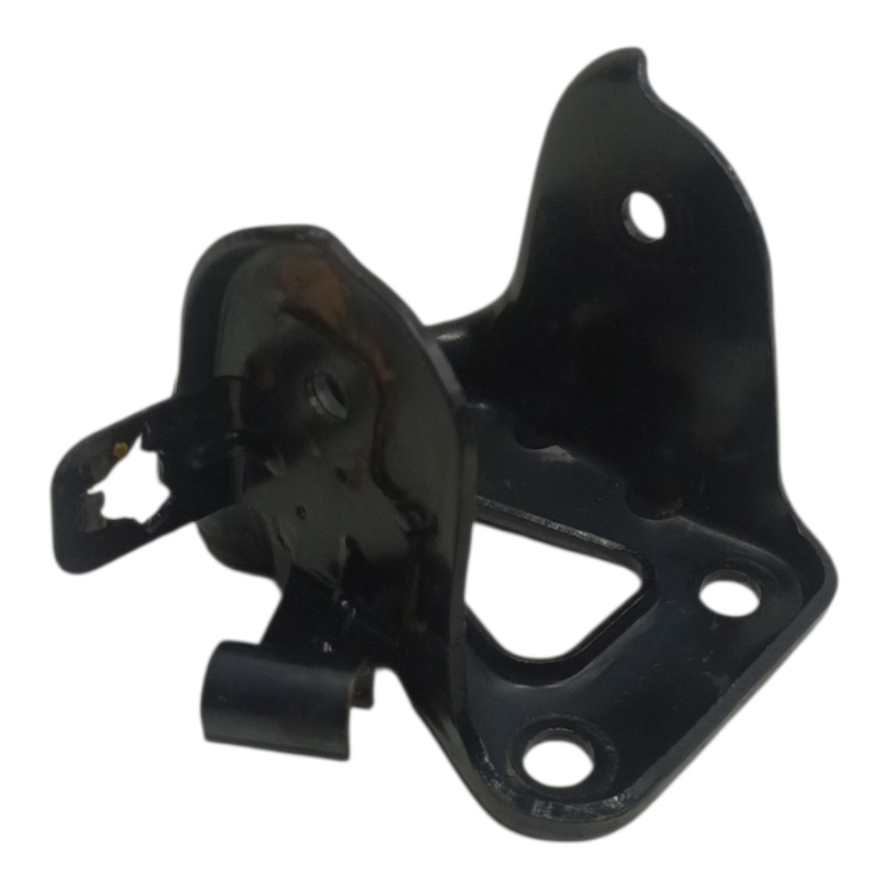 Suporte esquerdo eixo traseiro Fiat uno Sporting 2011 2012 1