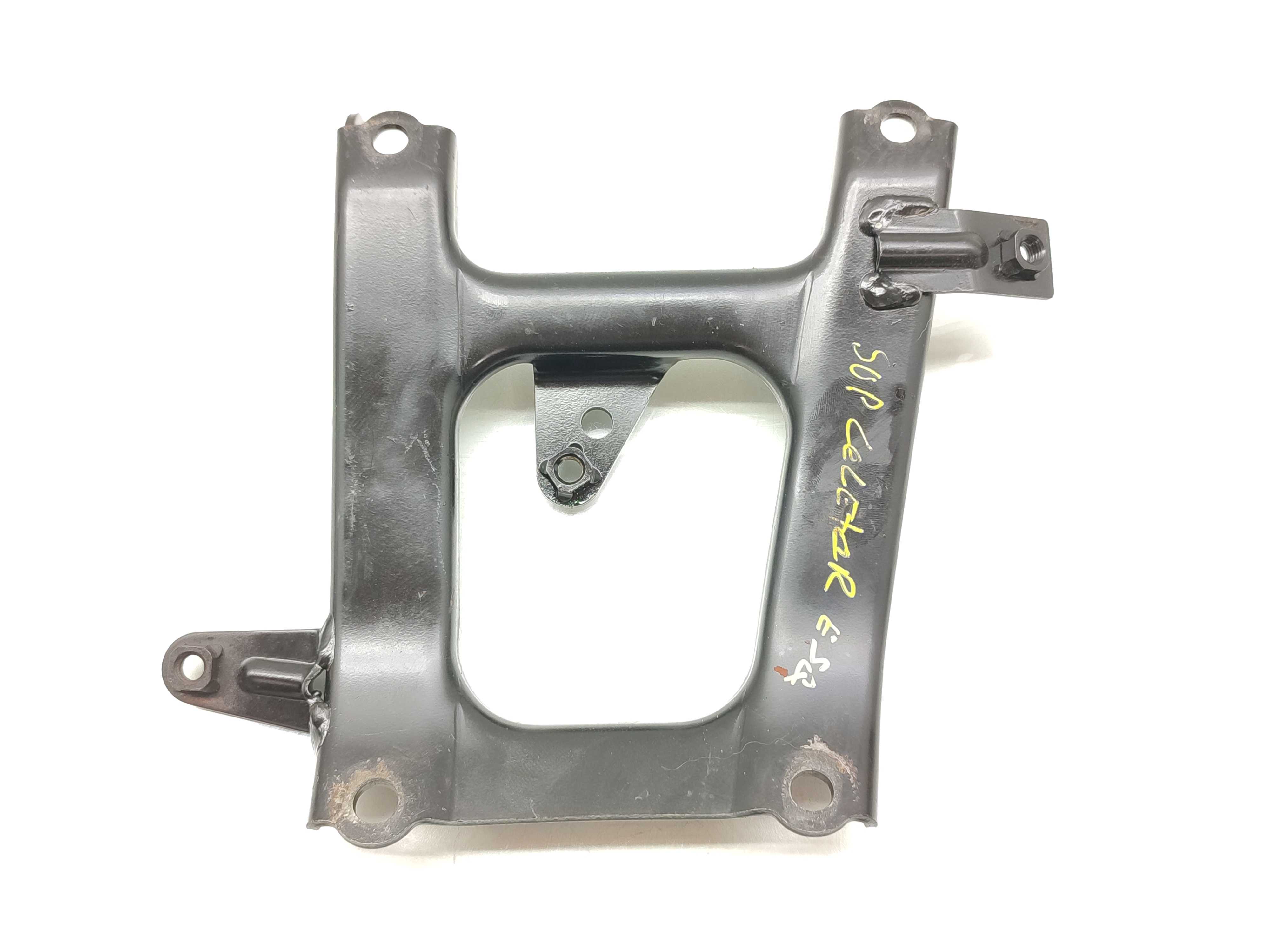 Suporte Coletor Esquerdo Mitsubishi Pajero Sport 3.0 2001 1