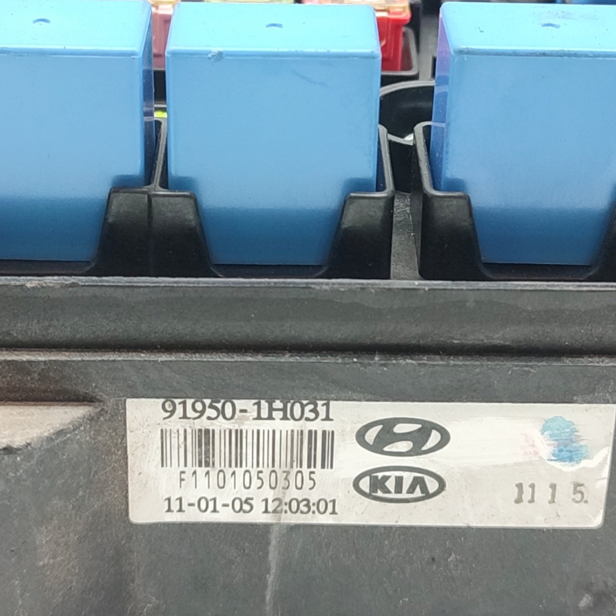 Caixa Fusível Externa Hyundai I30 2.0 At 2009 2010 2011 2012 5