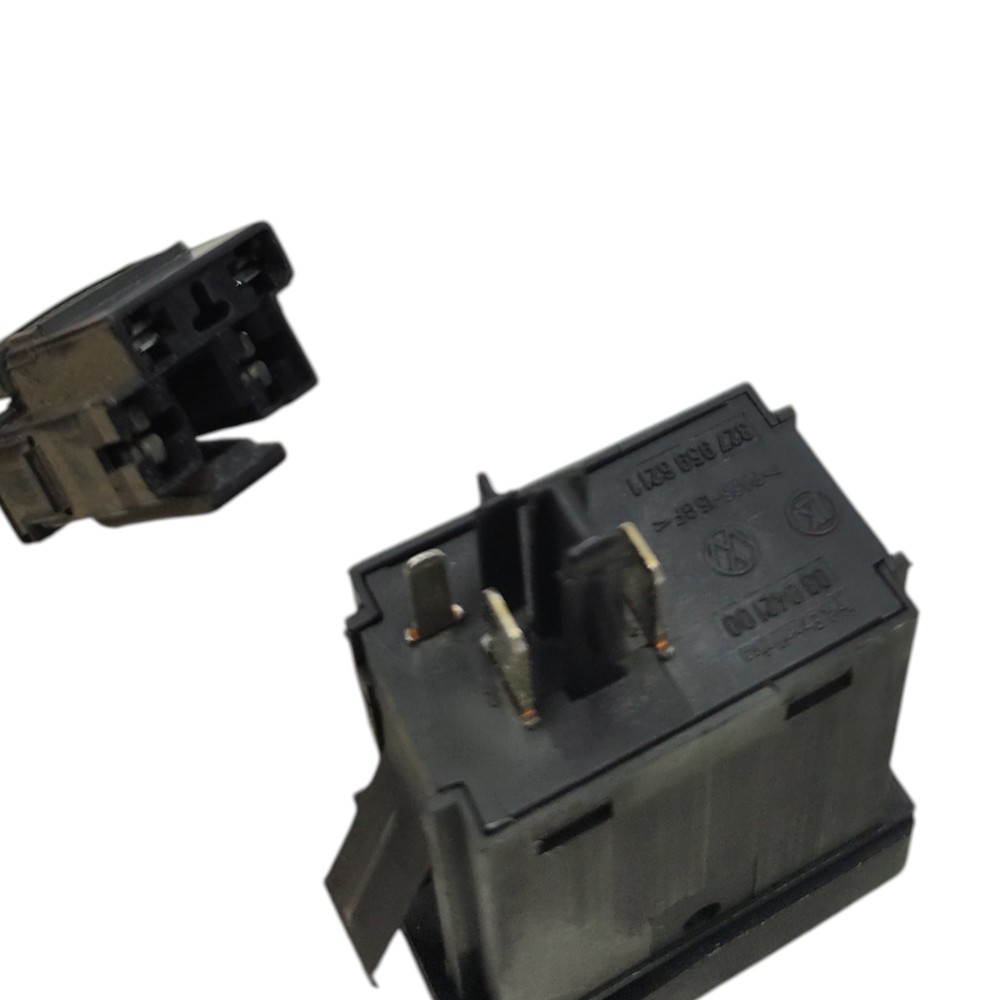 Botão desembaçador traseiro com plug vw Santana 2000 2001 02 4