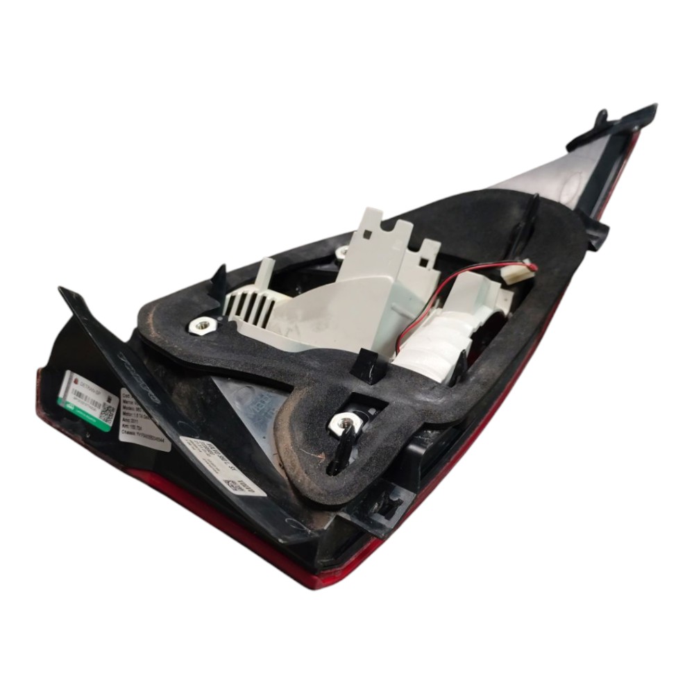 Lanterna Traseira Esquerda Volvo S60 T4 2011 2012 2013 2018 Esquerdo/motorista Vermelho 4