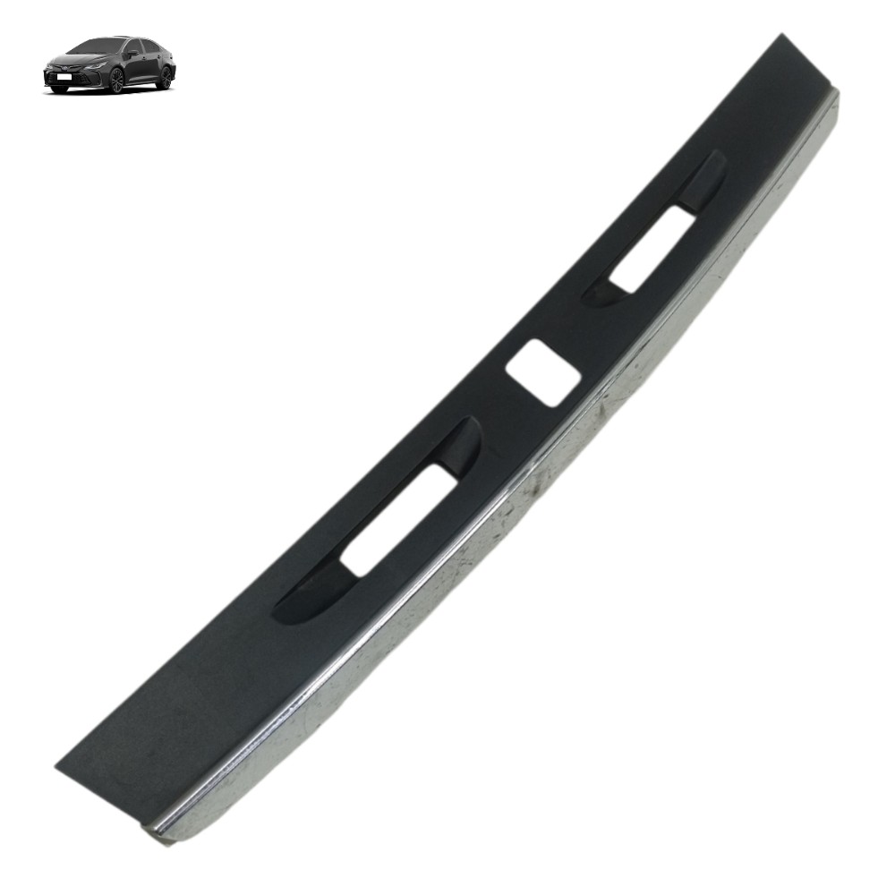 Acabamento luz placa Toyota Corolla 2021 2022 2023 2024