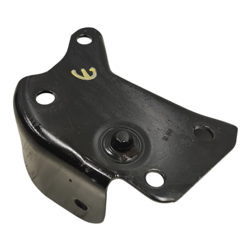 Suporte eixo traseiro esquerdo Renault Sandero 2016 2017 18 3