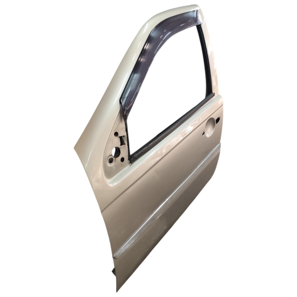 Porta Dianteira Esquerda Fiat Siena 2008 2009 2010 Detalhe Dianteira Esquerdo Bege 2