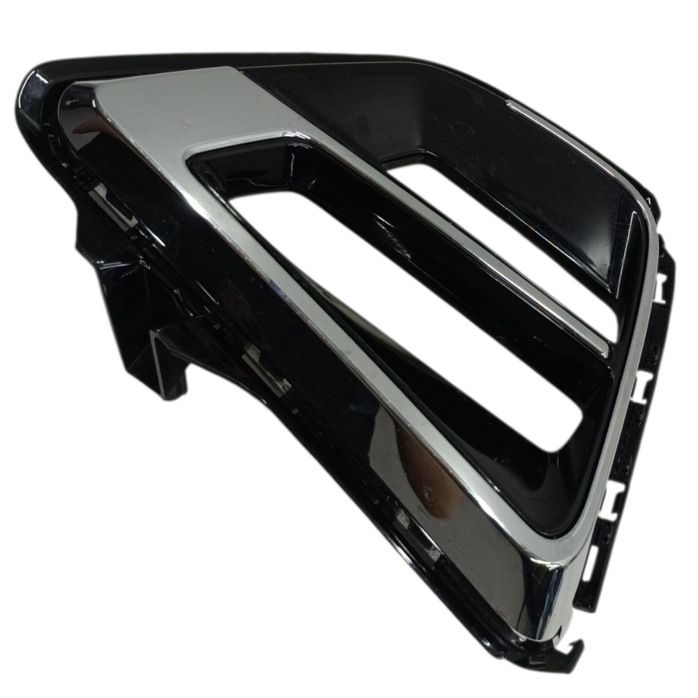 Grade Moldura Farol Milha Esquerdo Chery Tiggo 5x 2025 2024 – Preto E Cromado – Esquerdo 2