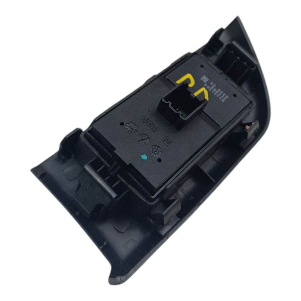 Botão Vidro Porta Dianteira Direita Gm Prisma 2014 2015 2016 3