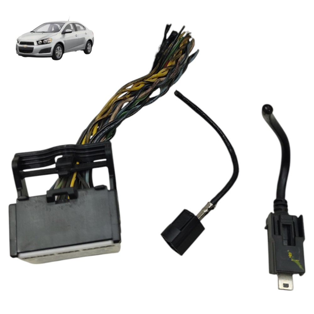 Jogo plug conector multimídia GM Sonic 2014 2013 95395595 1