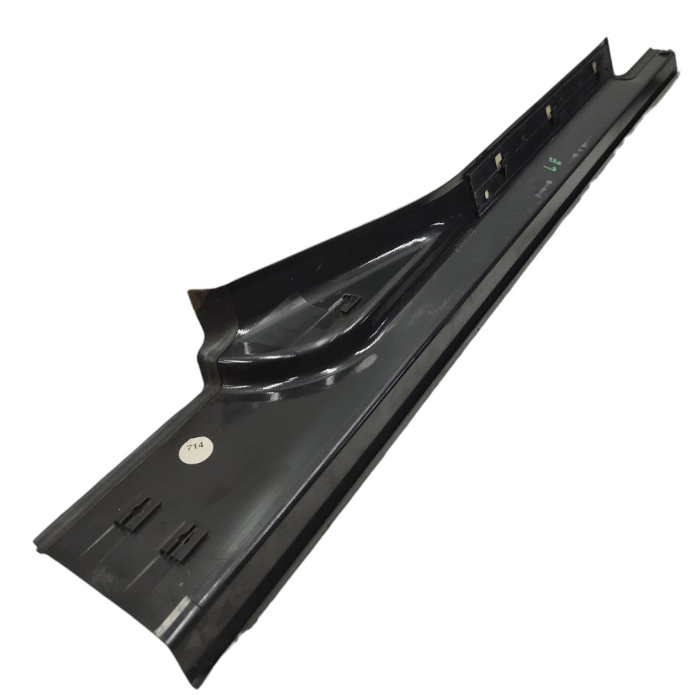 Soleira Porta Dianteira Esquerda Mercedes C230k 2003 2004 4