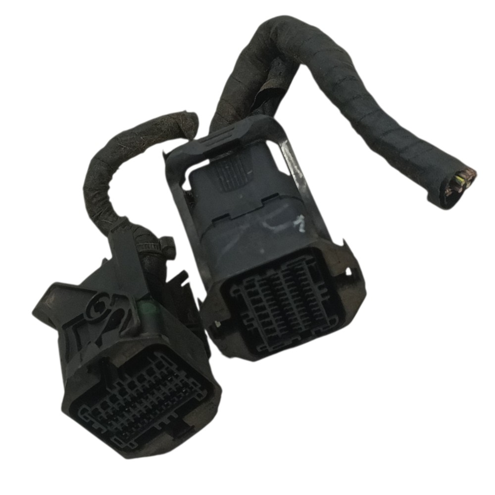 Par Plug Conector Módulo Injeção Vw Up 1.0 2014 2015 2016 3