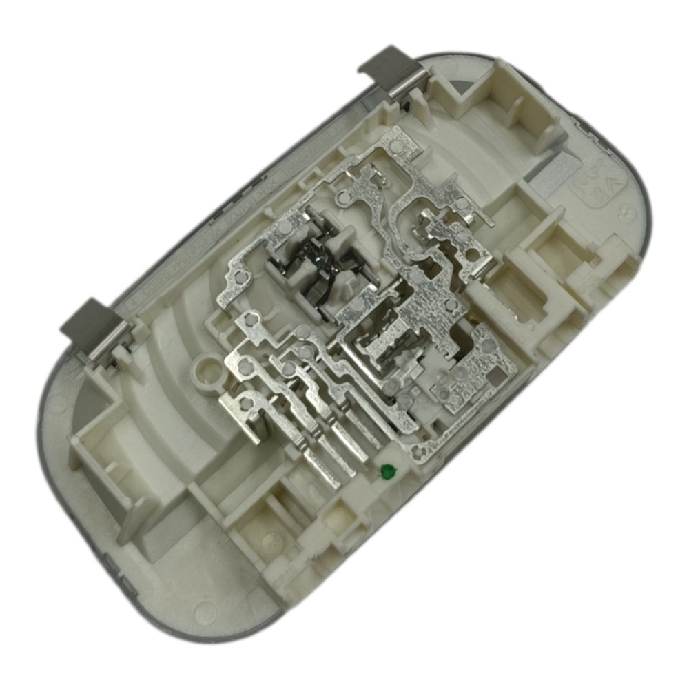 Luz Tetô Cortesia Citroen Basalt 2025 2024 4