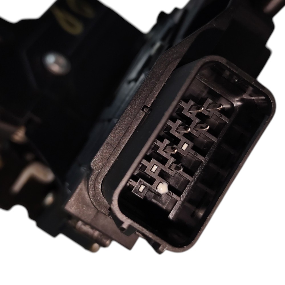 Fechadura Porta Dianteira Direita Volvo Xc60 2009 2010 2011 4