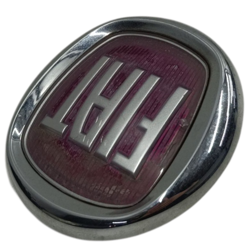Emblema grade dianteira Fiat Uno Vivace 2013 2014 2015 2016 2