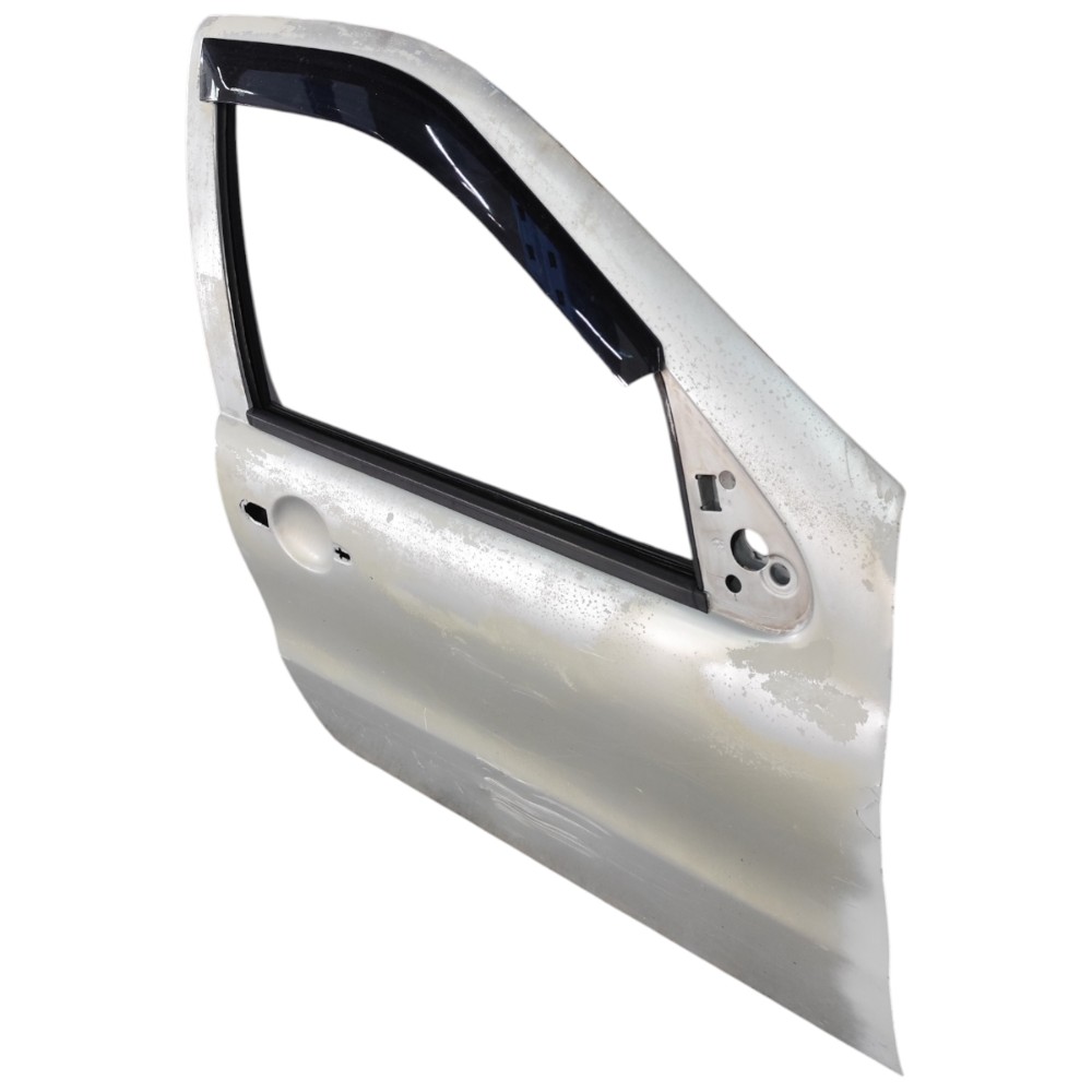 Porta Dianteira Direita Fiat Palio 2011 2010 2009 08 Detalhe Dianteira Direito Prata 2
