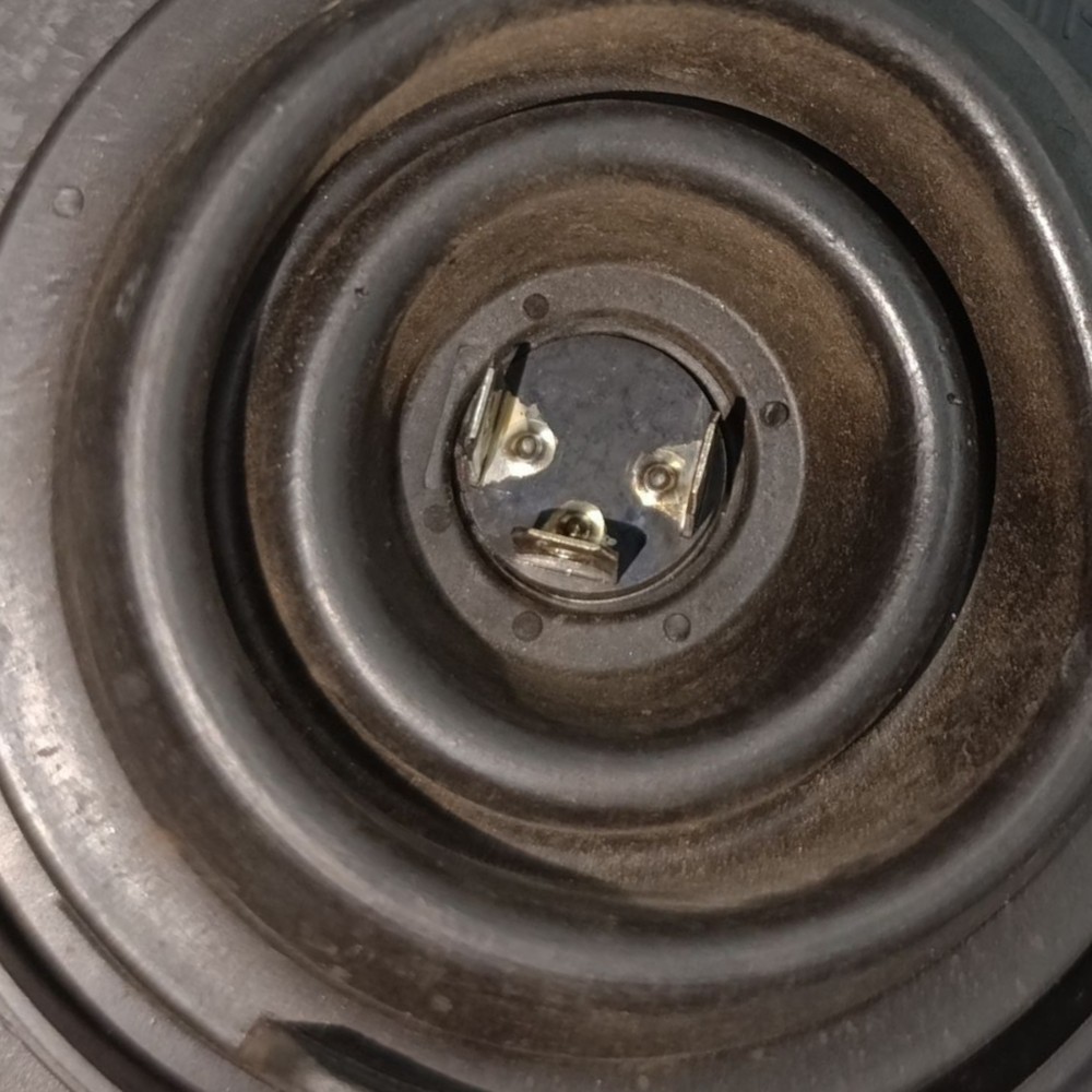 Farol direito Fiat Uno Vivace 2013 2014 2015 com detalhe 4
