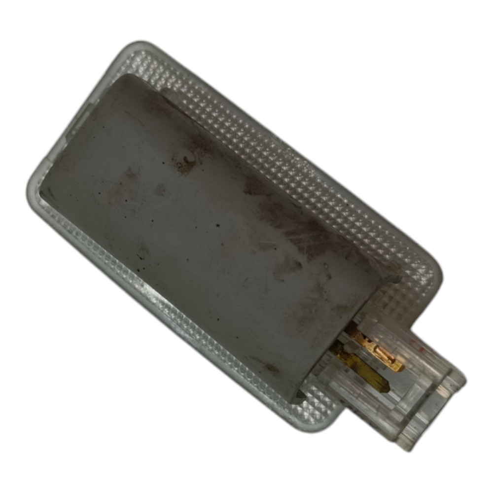 Luz Interna Porta Malas Nissan Tiida 2008 2009 2010 2011 12 4