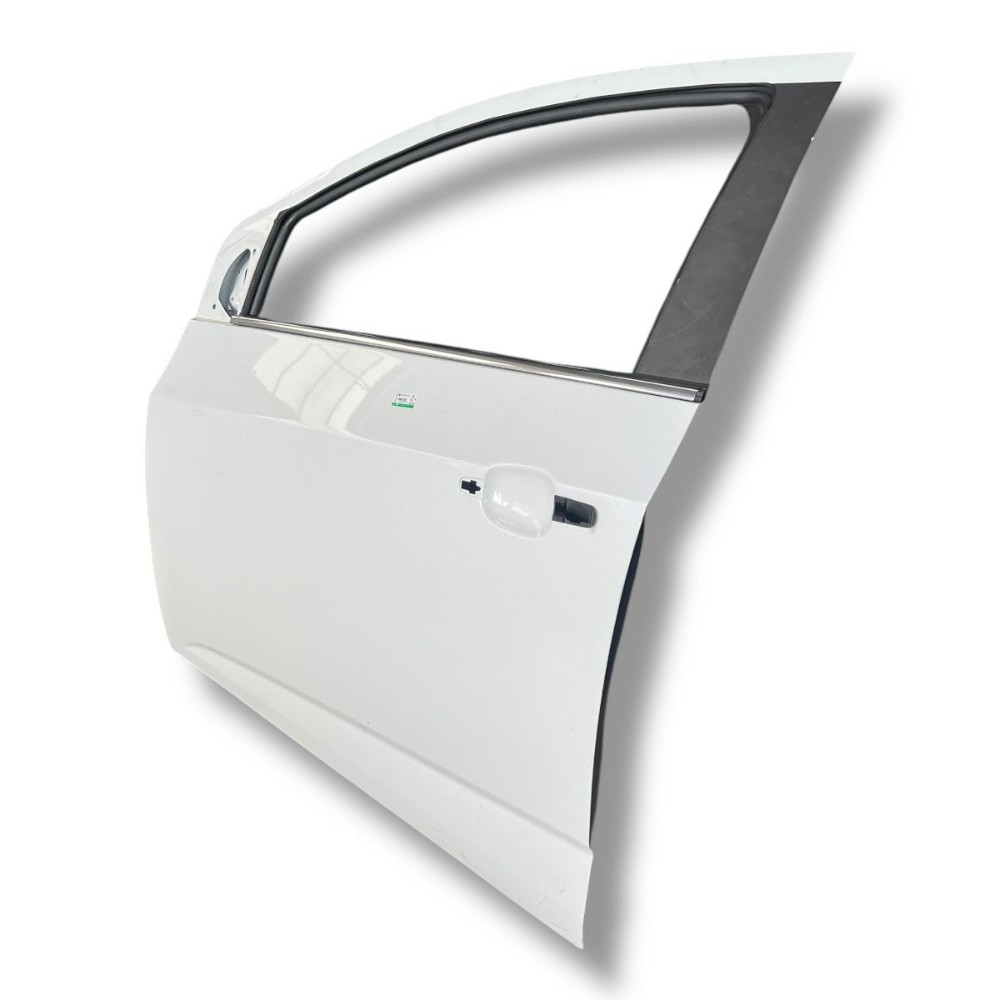Porta dianteira esquerda gm sonic 2012 2013 2014 3